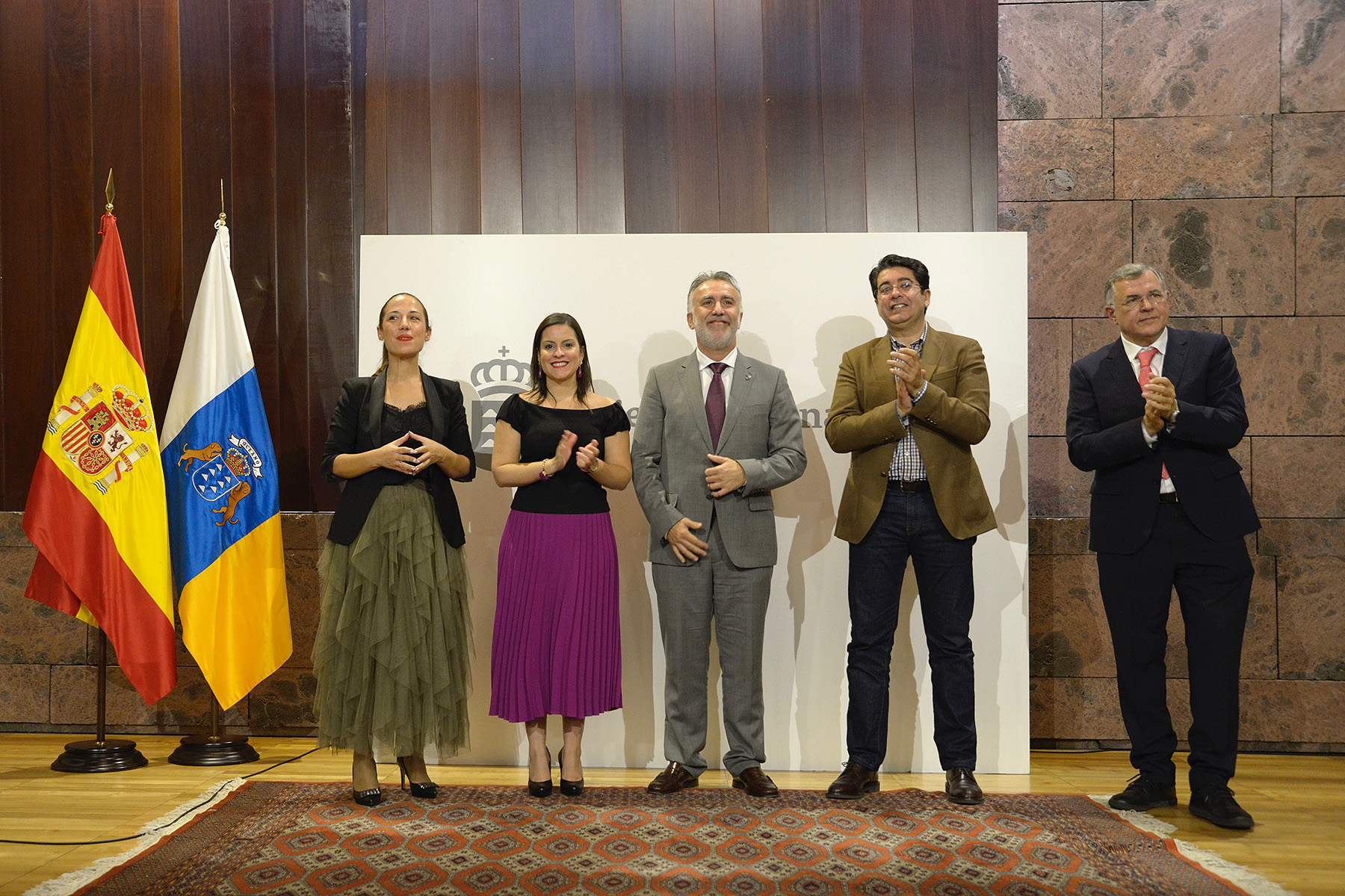Torres anuncia en la firma del convenio del litoral de Valleseco que las obras se iniciarán antes de final de año
