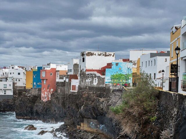 El Estado limita la competencia canaria del litoral y se reserva el deslinde costero